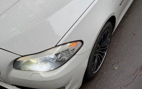 BMW 5 серия, 2011 год, 1 550 000 рублей, 2 фотография