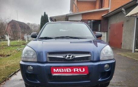 Hyundai Tucson III, 2008 год, 860 000 рублей, 2 фотография
