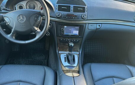 Mercedes-Benz E-Класс, 2002 год, 1 070 000 рублей, 8 фотография
