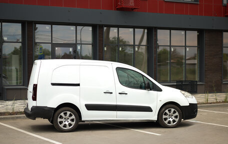 Peugeot Partner II рестайлинг 2, 2012 год, 750 000 рублей, 17 фотография