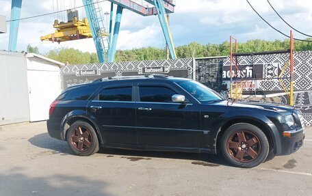 Chrysler 300C II, 2005 год, 1 150 000 рублей, 3 фотография
