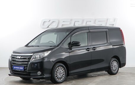 Toyota Noah III, 2014 год, 1 687 050 рублей, 5 фотография
