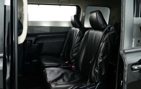 Toyota Noah III, 2014 год, 1 687 050 рублей, 7 фотография