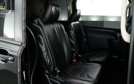 Toyota Noah III, 2014 год, 1 687 050 рублей, 10 фотография