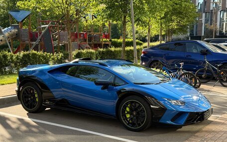 Lamborghini Huracán, 2024 год, 39 900 000 рублей, 12 фотография