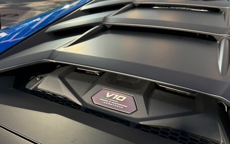 Lamborghini Huracán, 2024 год, 39 900 000 рублей, 8 фотография