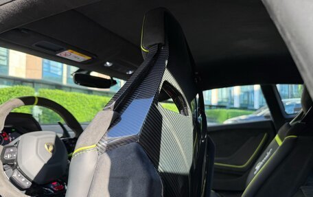 Lamborghini Huracán, 2024 год, 39 900 000 рублей, 27 фотография