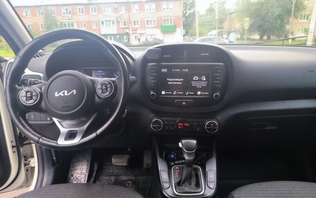KIA Soul III, 2021 год, 1 600 000 рублей, 10 фотография