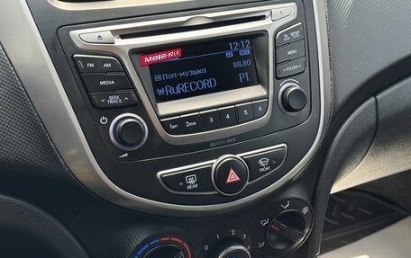 Hyundai Solaris II рестайлинг, 2014 год, 1 000 000 рублей, 13 фотография