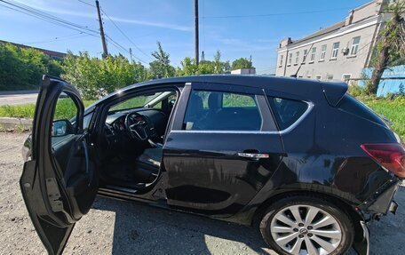 Opel Astra J, 2013 год, 650 000 рублей, 3 фотография