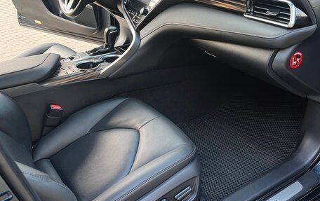 Toyota Camry, 2019 год, 2 650 000 рублей, 19 фотография