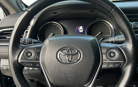 Toyota Camry, 2019 год, 2 650 000 рублей, 23 фотография