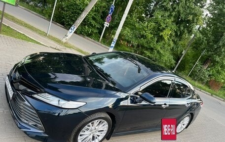 Toyota Camry, 2019 год, 2 650 000 рублей, 13 фотография
