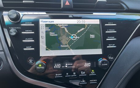 Toyota Camry, 2019 год, 2 650 000 рублей, 32 фотография