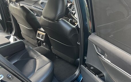 Toyota Camry, 2019 год, 2 650 000 рублей, 38 фотография