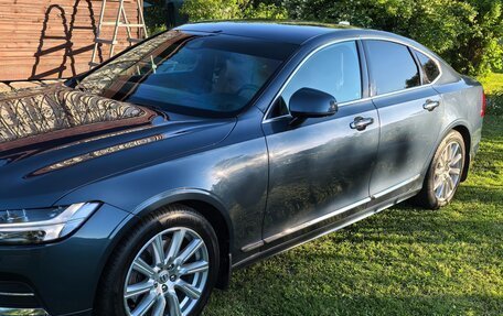 Volvo S90 II рестайлинг, 2018 год, 3 800 000 рублей, 3 фотография