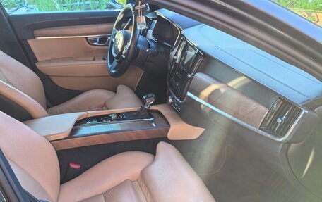 Volvo S90 II рестайлинг, 2018 год, 3 800 000 рублей, 15 фотография