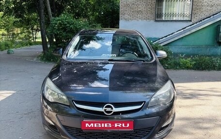 Opel Astra J, 2013 год, 940 000 рублей, 2 фотография