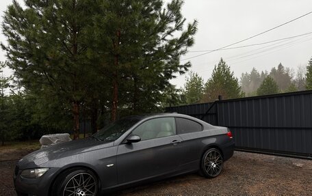 BMW 3 серия, 2007 год, 1 300 000 рублей, 13 фотография