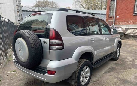 Toyota Land Cruiser Prado 120 рестайлинг, 2005 год, 1 950 000 рублей, 5 фотография