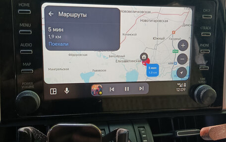 Toyota RAV4, 2020 год, 3 500 000 рублей, 5 фотография