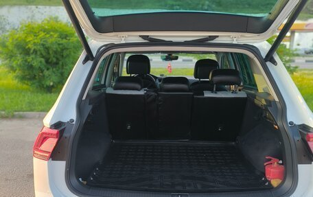 Volkswagen Tiguan II, 2018 год, 2 460 000 рублей, 12 фотография