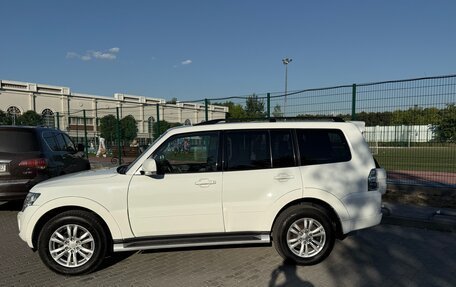 Mitsubishi Pajero IV, 2014 год, 2 380 000 рублей, 4 фотография