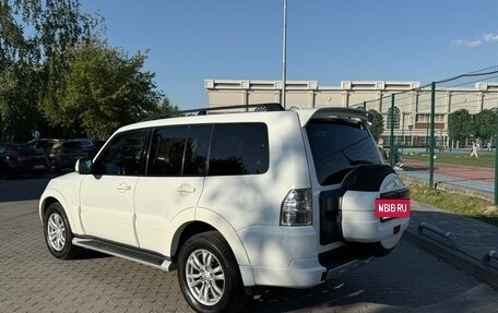 Mitsubishi Pajero IV, 2014 год, 2 380 000 рублей, 6 фотография