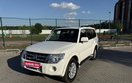 Mitsubishi Pajero IV, 2014 год, 2 380 000 рублей, 21 фотография