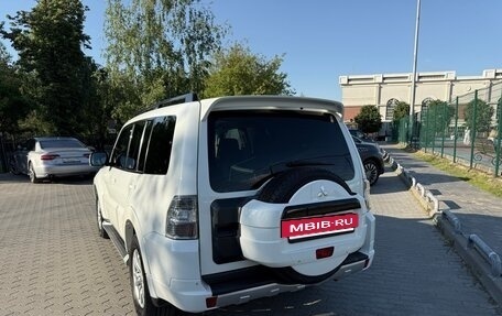 Mitsubishi Pajero IV, 2014 год, 2 380 000 рублей, 18 фотография