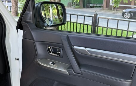Mitsubishi Pajero IV, 2014 год, 2 380 000 рублей, 31 фотография