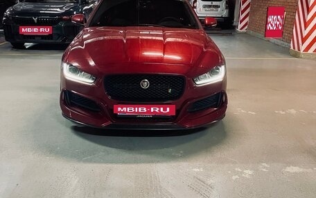 Jaguar XE I рестайлинг, 2017 год, 2 300 000 рублей, 2 фотография