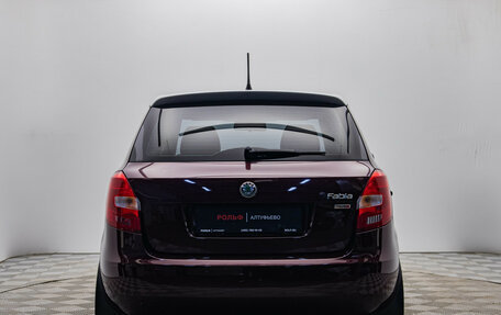 Skoda Fabia II, 2012 год, 870 000 рублей, 5 фотография