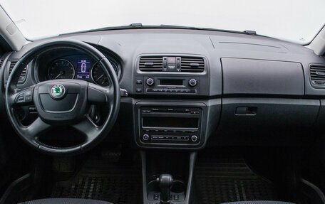 Skoda Fabia II, 2012 год, 870 000 рублей, 14 фотография