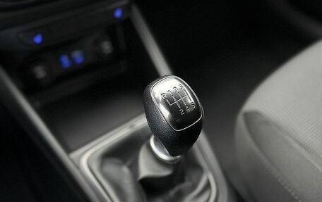Hyundai Solaris II рестайлинг, 2017 год, 1 050 000 рублей, 30 фотография