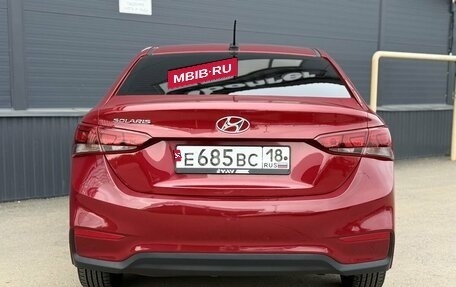 Hyundai Solaris II рестайлинг, 2017 год, 1 050 000 рублей, 5 фотография