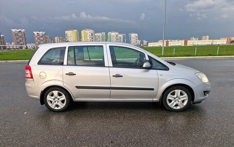 Opel Zafira B, 2008 год, 590 000 рублей, 3 фотография