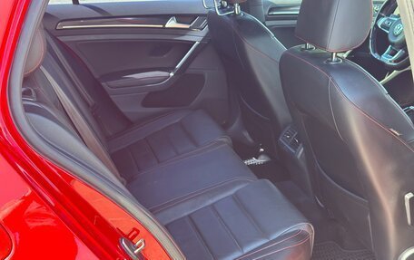 Volkswagen Golf GTI VII, 2016 год, 2 500 000 рублей, 17 фотография