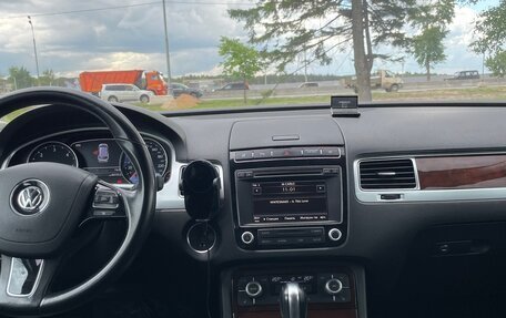 Volkswagen Touareg III, 2015 год, 2 200 000 рублей, 6 фотография