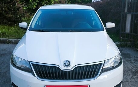 Skoda Rapid I, 2018 год, 1 580 000 рублей, 2 фотография