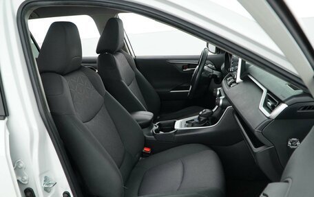 Toyota RAV4, 2020 год, 3 090 900 рублей, 8 фотография