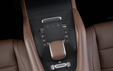 Mercedes-Benz GLS, 2024 год, 13 790 000 рублей, 18 фотография