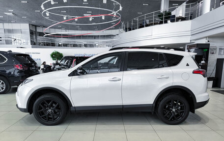 Toyota RAV4, 2019 год, 2 950 000 рублей, 12 фотография