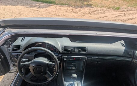 Audi A4, 2003 год, 750 000 рублей, 11 фотография