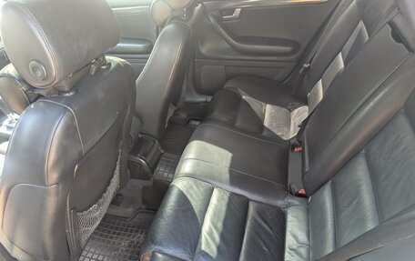Audi A4, 2003 год, 750 000 рублей, 14 фотография