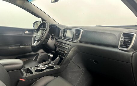 KIA Sportage IV рестайлинг, 2018 год, 2 595 000 рублей, 11 фотография