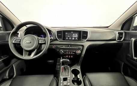 KIA Sportage IV рестайлинг, 2018 год, 2 595 000 рублей, 12 фотография
