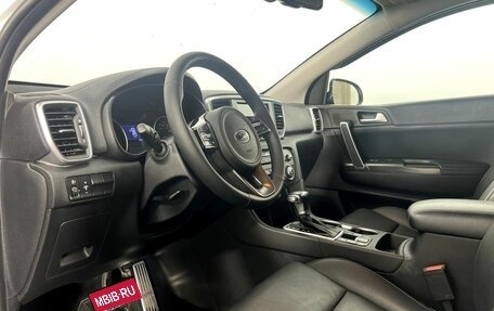 KIA Sportage IV рестайлинг, 2018 год, 2 595 000 рублей, 9 фотография
