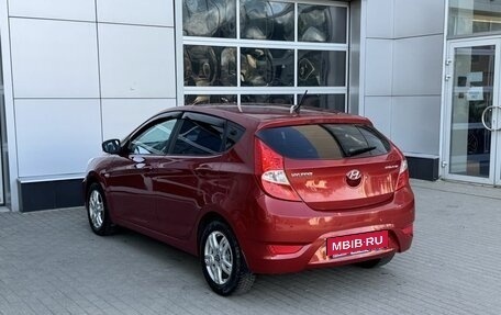 Hyundai Solaris II рестайлинг, 2012 год, 760 000 рублей, 5 фотография