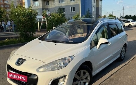 Peugeot 308 II, 2011 год, 650 000 рублей, 2 фотография
